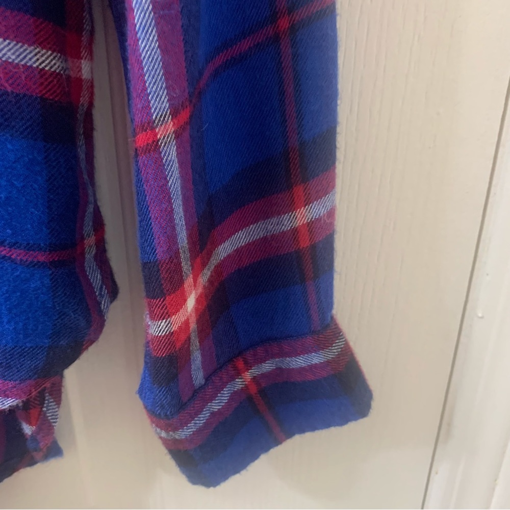 AEO Small Ahh-Mazingly Plaid Flannel Boyfriend Shirt - Picture 9 of 14